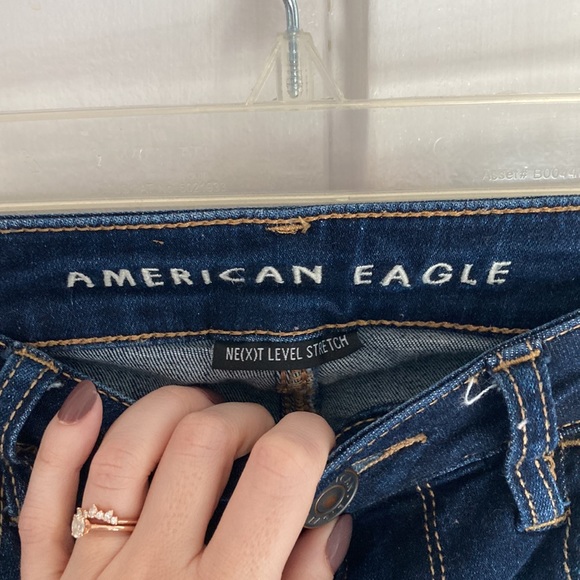 Size 4 short dark wash jeans - Picture 2 of 4